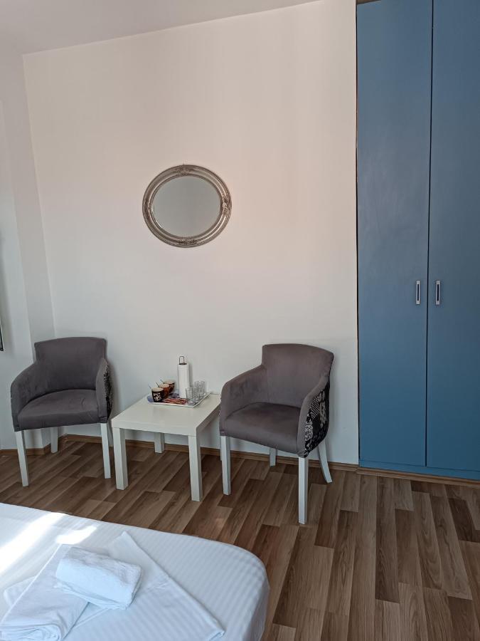 Guesthouse Bit Accommodation Kotor Eksteriør bilde