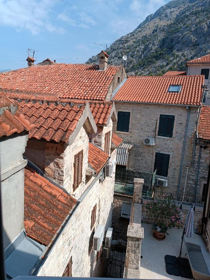 Guesthouse Bit Accommodation Kotor Eksteriør bilde