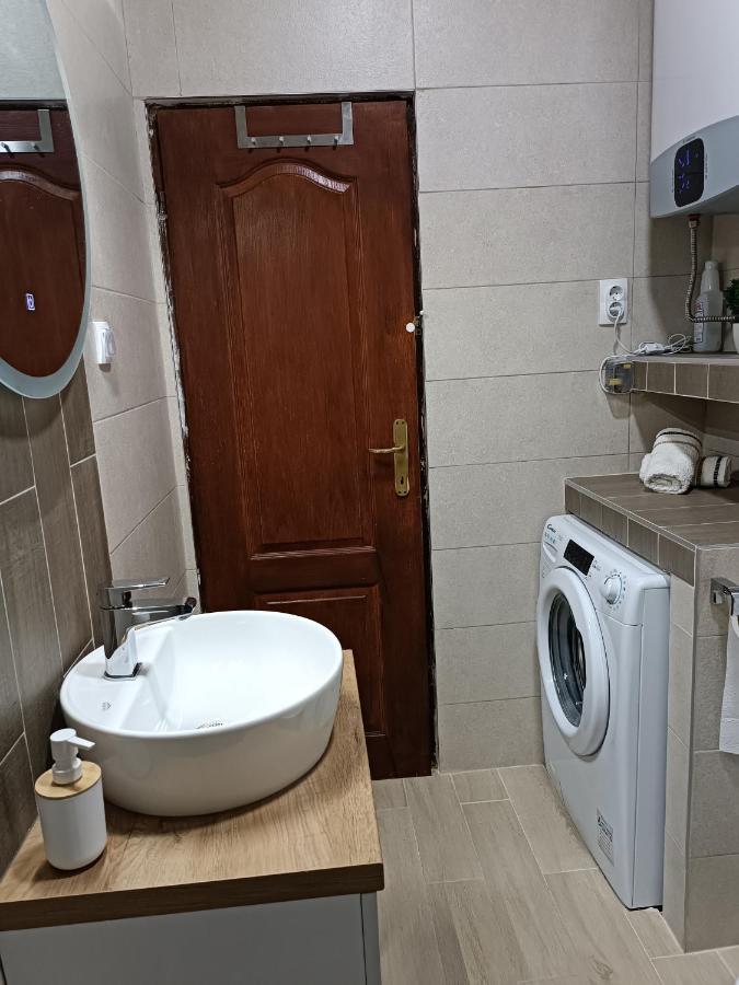 Guesthouse Bit Accommodation Kotor Eksteriør bilde