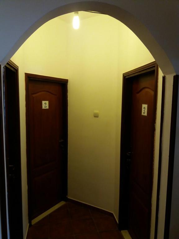 Guesthouse Bit Accommodation Kotor Eksteriør bilde